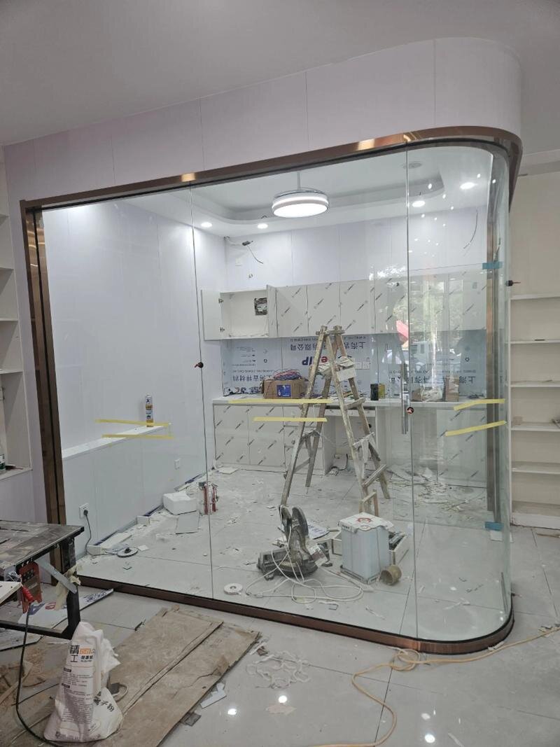 南阳市异形玻璃异形展柜玻璃 - 厂家